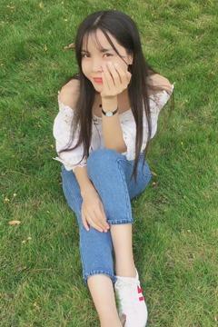 <a href='/2020/0923/c8782a252465/page.htm' target='_blank' title='黄幸'>黄幸</a>