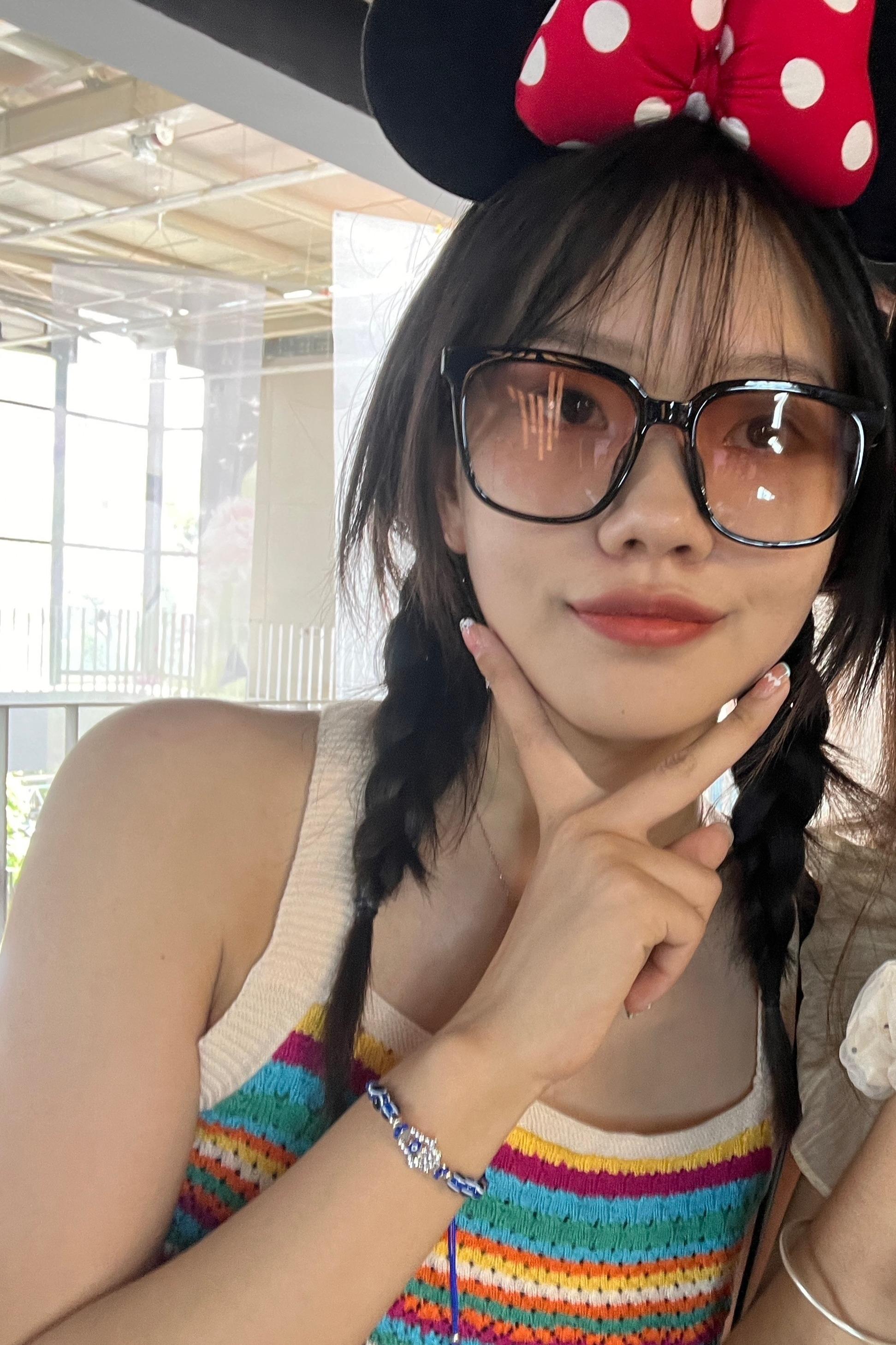 <a href='/2023/0926/c8782a356657/page.htm' target='_blank' title='萧亚轩'>萧亚轩</a>