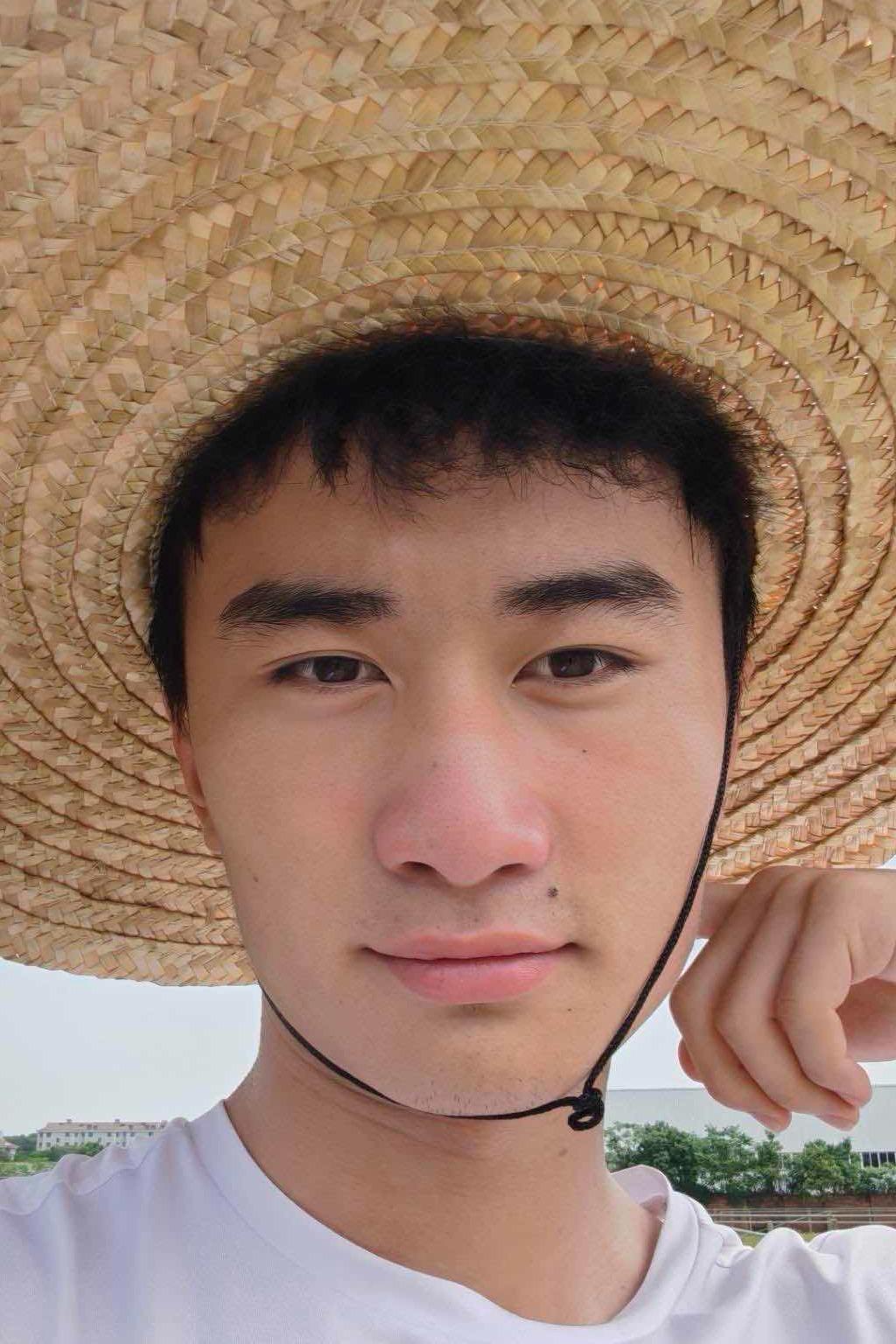 <a href='/2025/0909/c8782a416318/page.htm' target='_blank' title='朱嘉航'>朱嘉航</a>